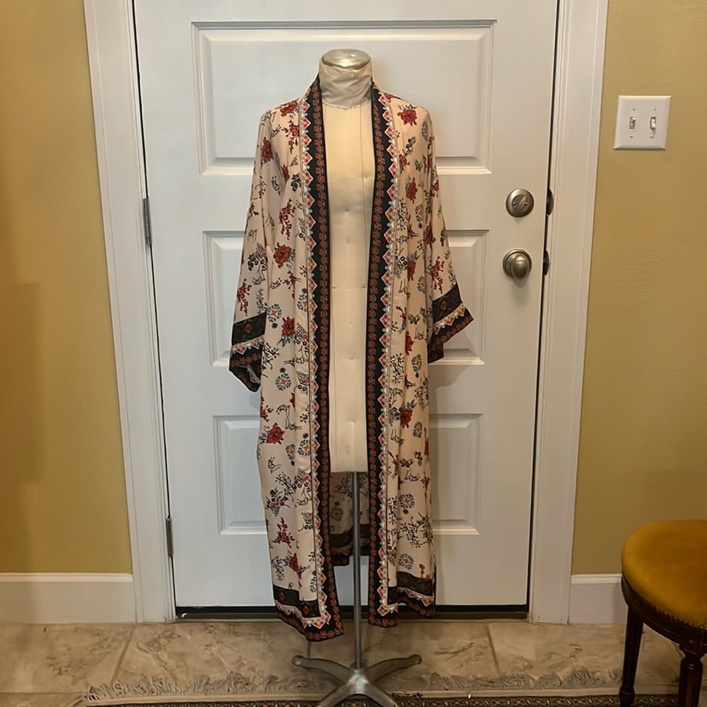 Max Studio duster